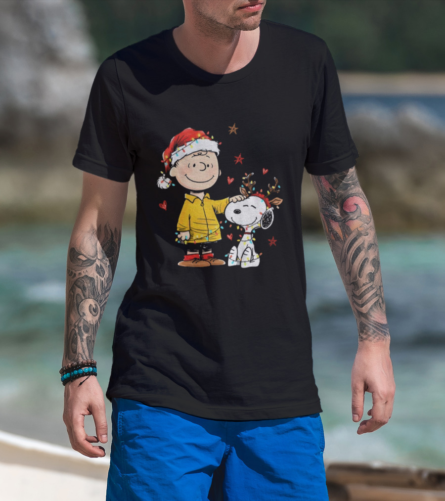 Charlie Brown Snoopy Santa Hat Merry Christmas Reindeer Holiday Lights T-Shirt