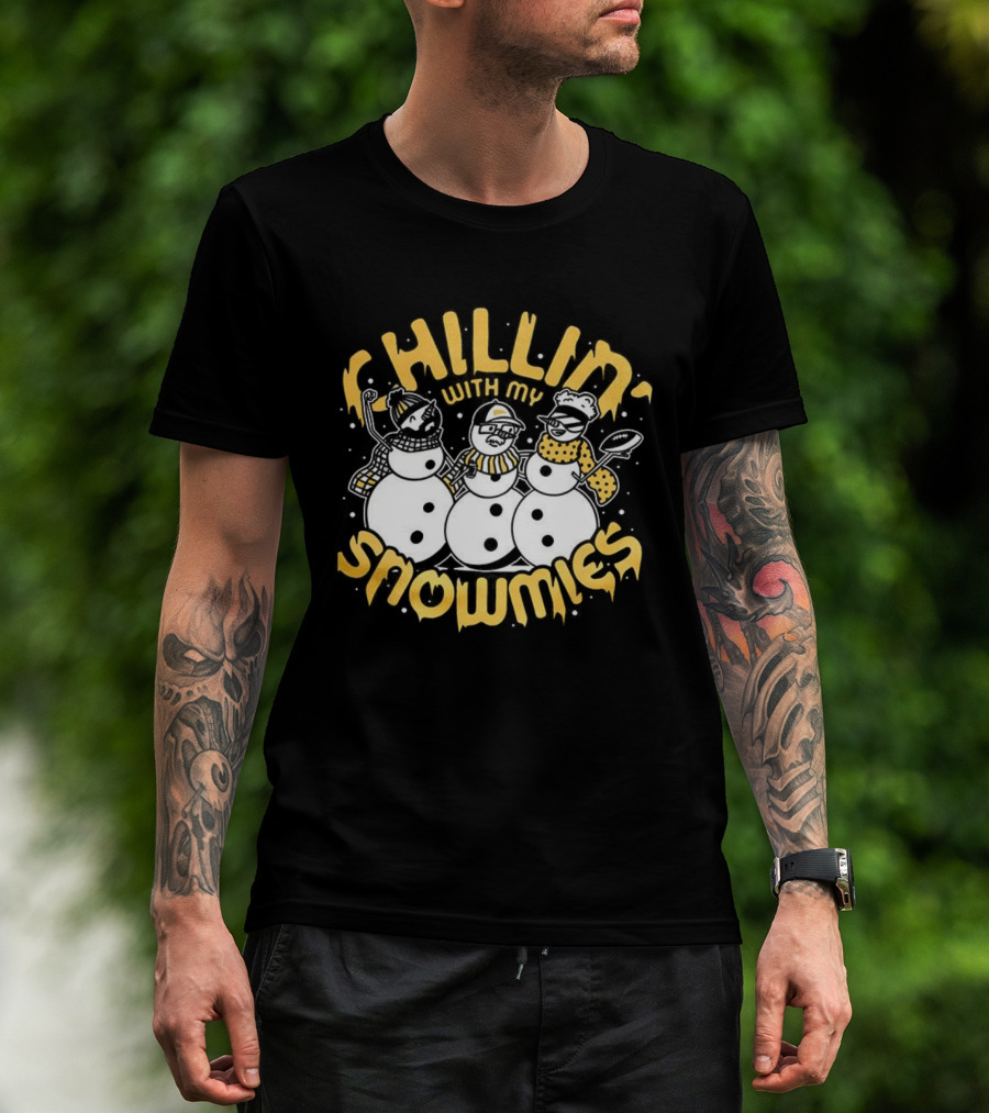 Chillin With My Snowmies Christmas Holiday Snowman Friends T-Shirt