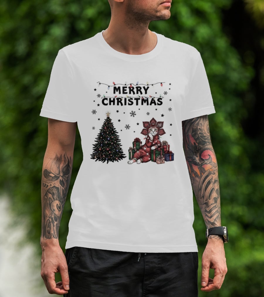 Cute Cat With Gifts Christmas Tree Lights Merry Christmas T-Shirt