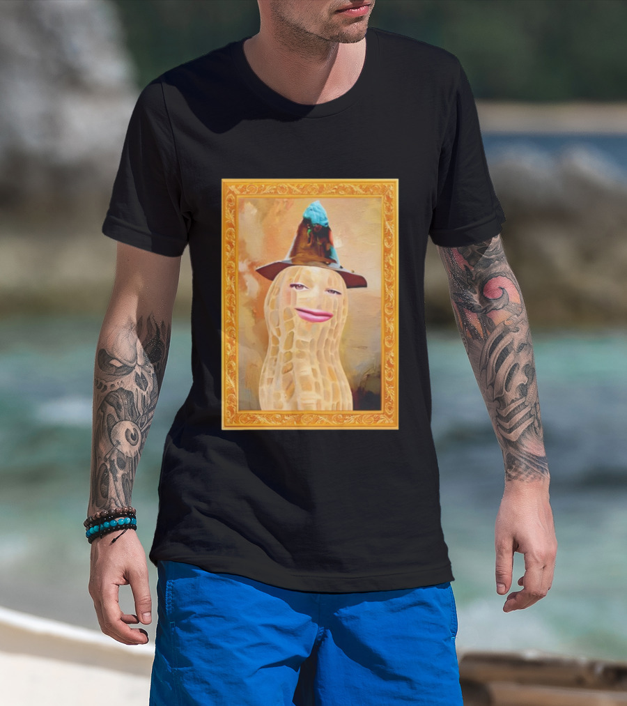 Theburntpeanut Renaissance Portrait With Hat And Blue Figurine T-Shirt