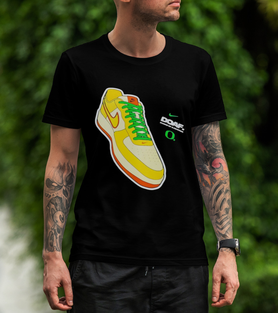 Oregon Ducks DOAF Hatched Heat Nike Sneaker T-Shirt