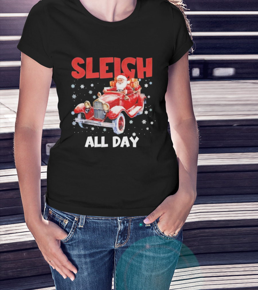 Sleigh Santa Claus Driving Vintage Car Merry Christmas T-Shirt