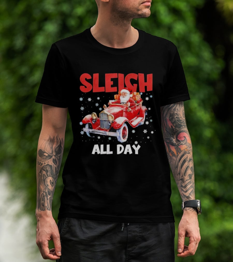 Sleigh Santa Claus Driving Vintage Car Merry Christmas T-Shirt