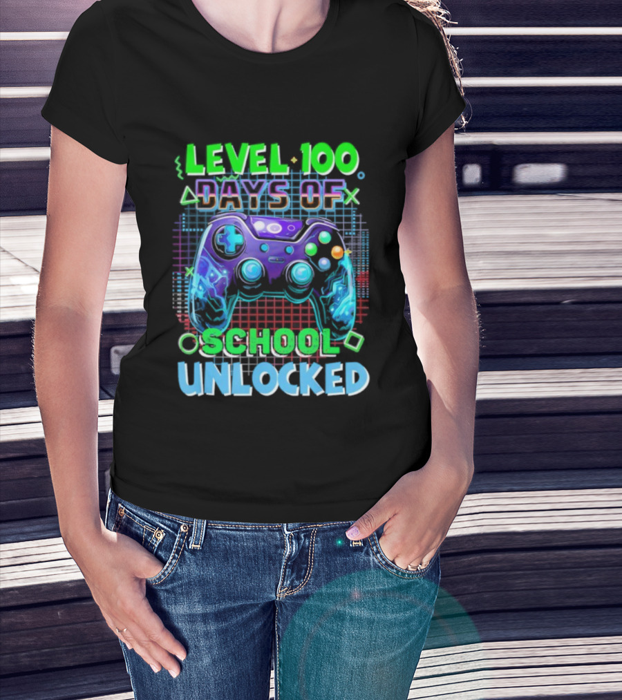 Level 100 Days Of School Unlocked Video Games Controller T-Shirt
