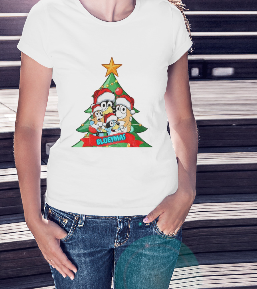Bluey Family Christmas Tree Blueymas Merry Christmas Santa Hats T-Shirt