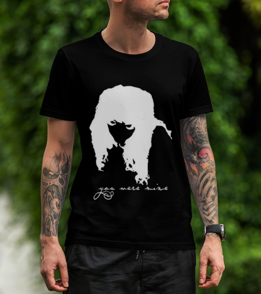 Esha Tewari You Were Mine Silhouette T-Shirt