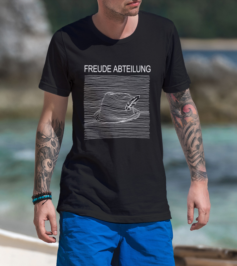 Joy Department Freude Abteilung Bird In Hat Lines T-Shirt