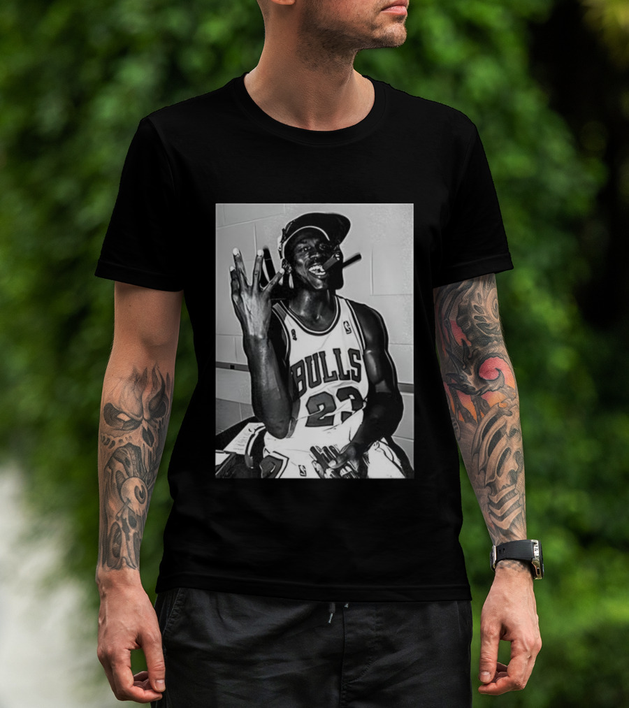 Chicago Bulls Michael 23 Cigar Celebration 4x Champions T-Shirt