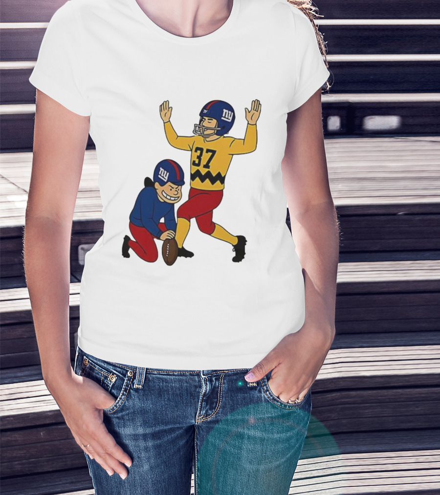 Younghoe Koo Charlie Brown Giants Football Kicker Miss Meme 37 T-Shirt