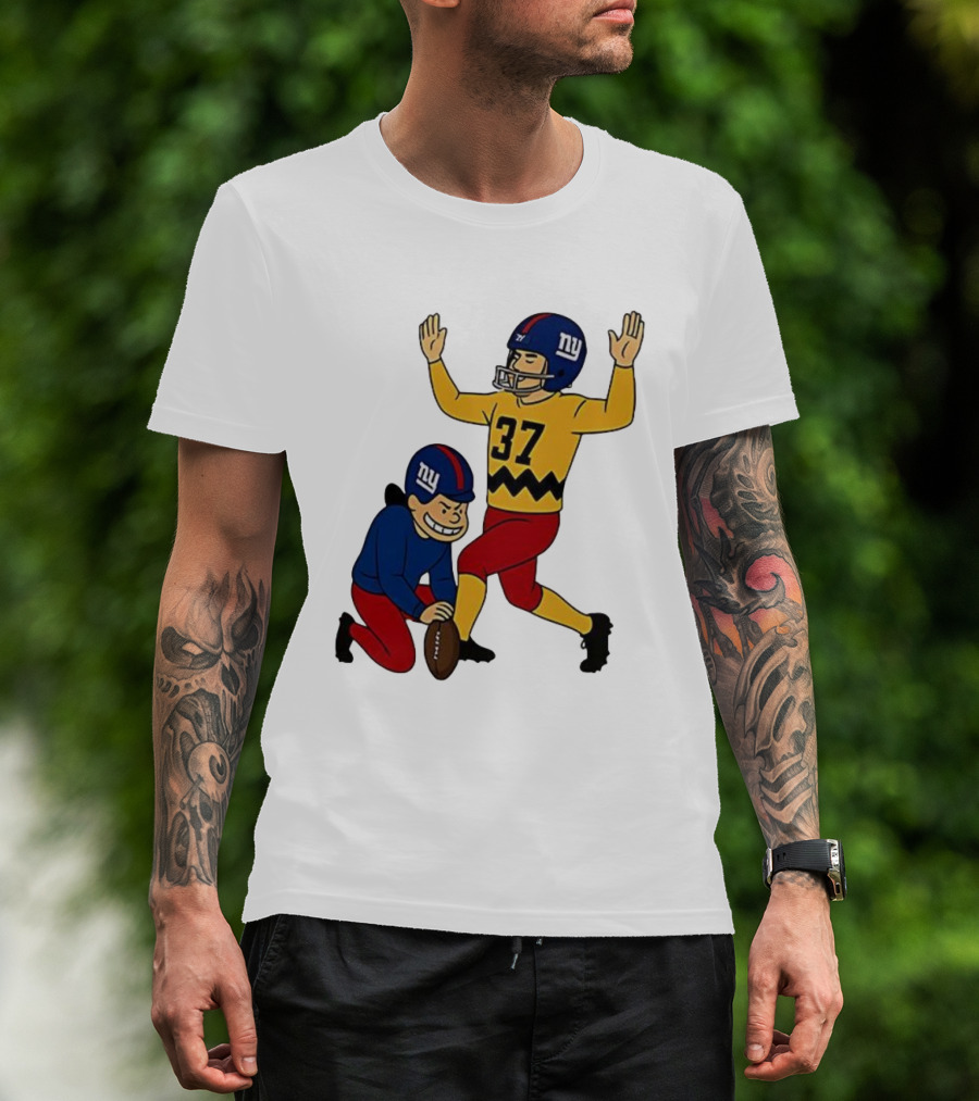 Younghoe Koo Charlie Brown Giants Football Kicker Miss Meme 37 T-Shirt