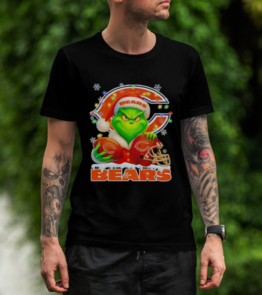 Grinch Bears Christmas Football Helmet Chicago T-Shirt