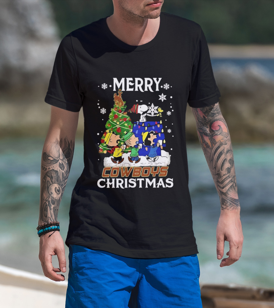 Merry Snoopy And Friends Cowboys Christmas Tree Celebration T-Shirt