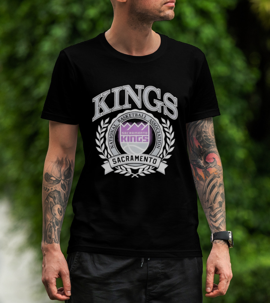 Sacramento Kings NBA Team Logo Laurel Wreath Emblem T-Shirt