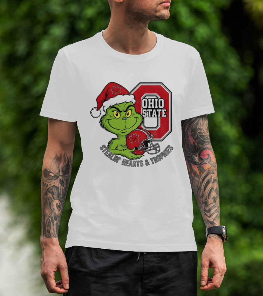 Ohio State Christmas Grinch Stealin’ Hearts Trophies T-Shirt