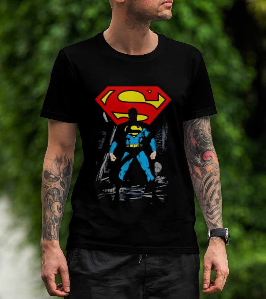 Superman Emblem Dark Alley Scene Heroic Mystery T-Shirt