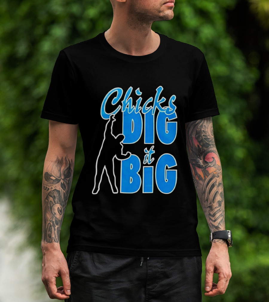 WWE Chicks Dig It Big Silhouette Gesture T-Shirt