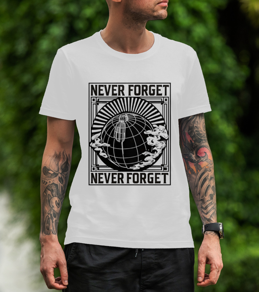 NEVER FORGET Nat Geo Globe SS T-Shirt