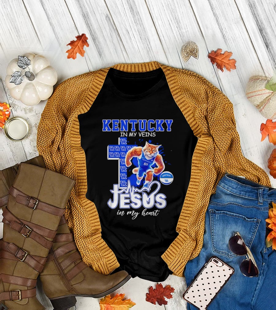 Kentucky Wildcats in My Veins Jesus in My Heart Wildcat Cross T-Shirt