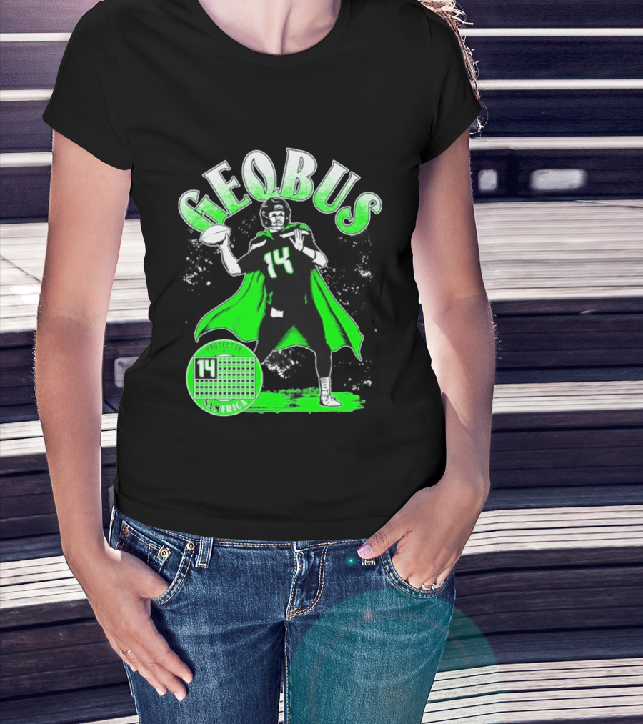Geqbus Protector 14 Sam Erica Football Hero Green Cape T-Shirt