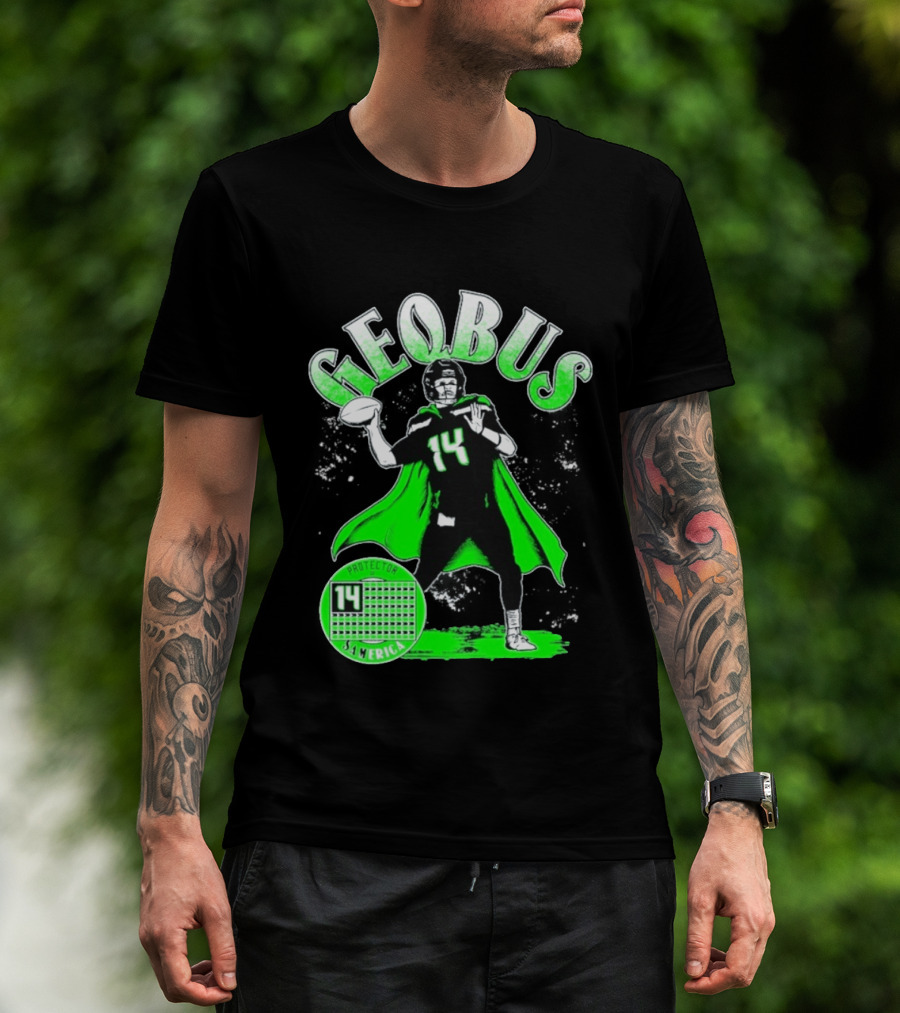 Geqbus Protector 14 Sam Erica Football Hero Green Cape T-Shirt