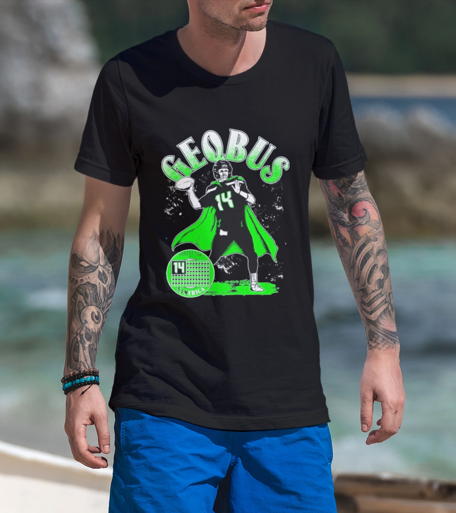 Geqbus Protector 14 Sam Erica Football Hero Green Cape T-Shirt