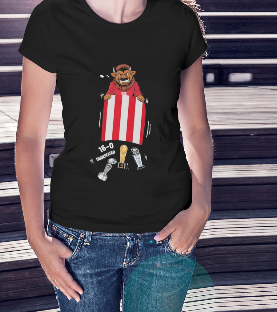 Indiana Hoosiers 16 0 Undefeated Mascot Holding Red White Flag And Trophies T-Shirt