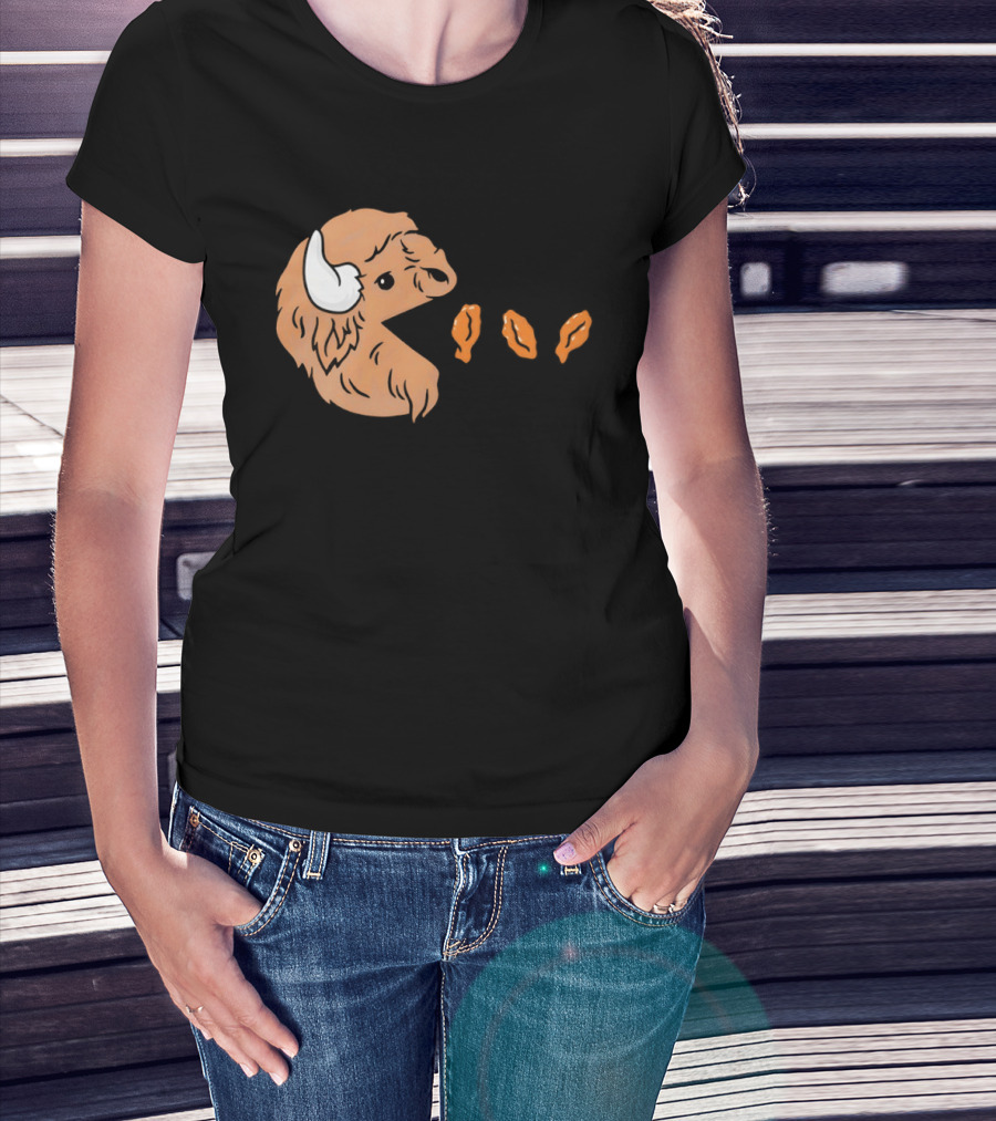 Buffalo Bills Bison Pac Man Chicken Wings Retro 80s Gaming T-Shirt