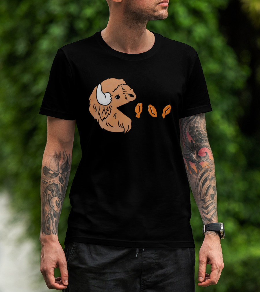 Buffalo Bills Bison Pac Man Chicken Wings Retro 80s Gaming T-Shirt