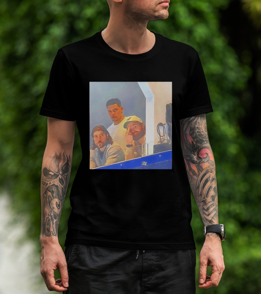 William Nylander Flipping The Bird Stadium Box Suite Gesture T-Shirt