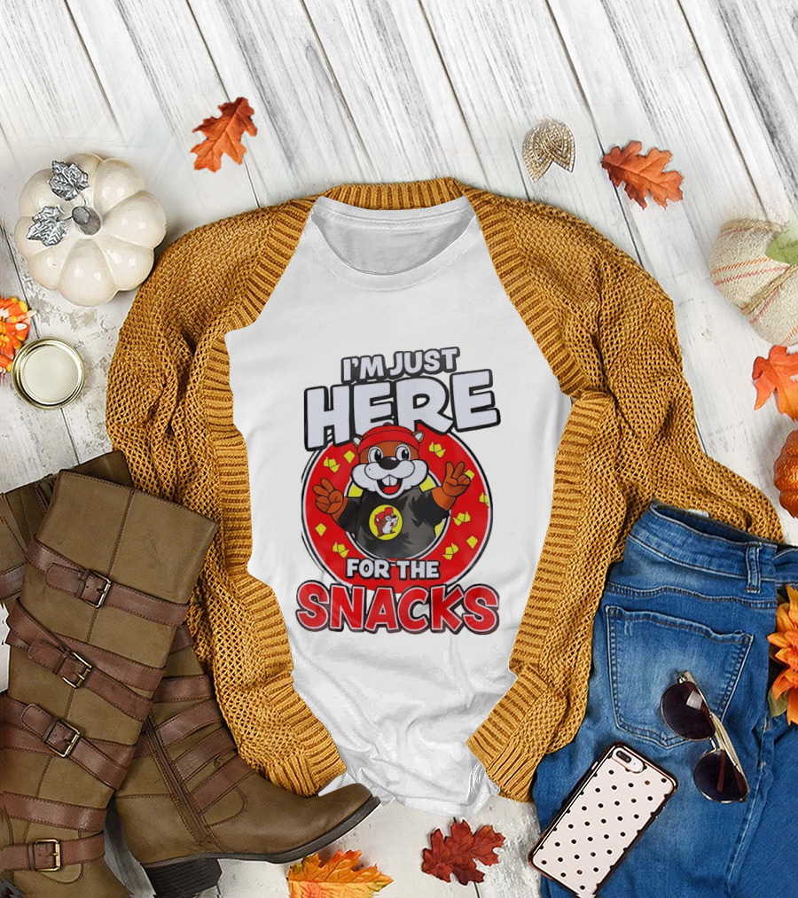 I'm Just Here for the Snacks Buc ee's Fun Cartoon T-Shirt
