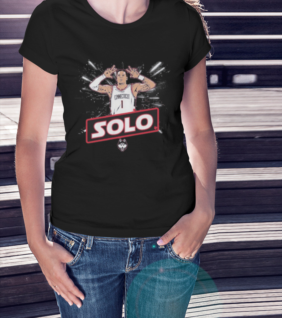 Connecticut Huskies Solo Basketball Player Pose T-Shirt