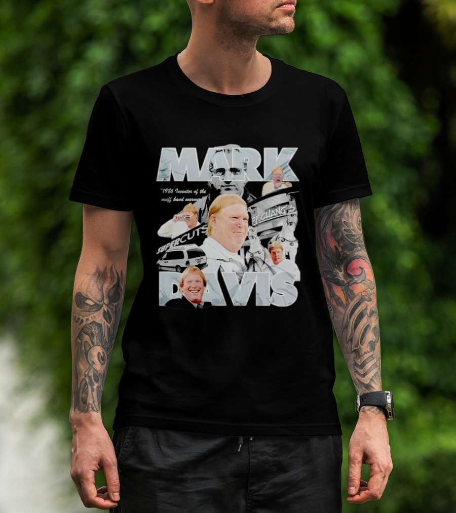 Mark Davis 1986 Inventor Of The Muff Hand Warmer Raiders Monochrome Humor T-Shirt