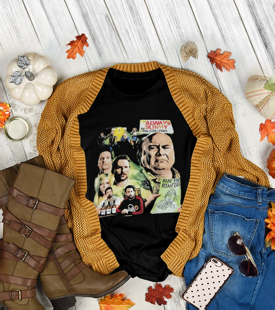 Always Sunny in Philadelphia Characters Collage T-Shirt