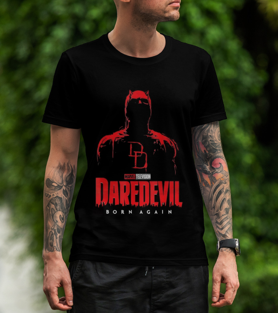 Marvel Daredevil Born Again DD Silhouette Red T-Shirt