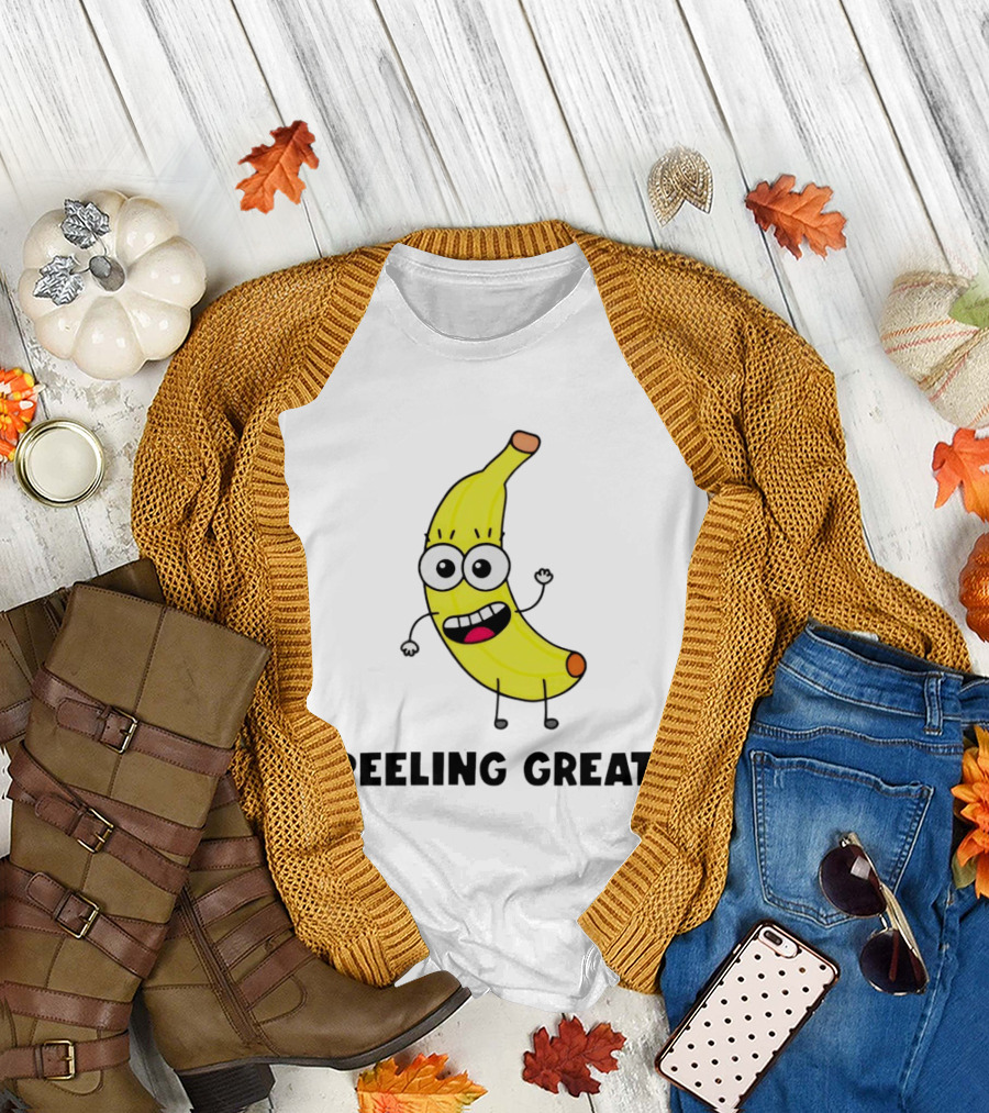 Peeling Great Banana Cartoon Character Fun Expression T-Shirt