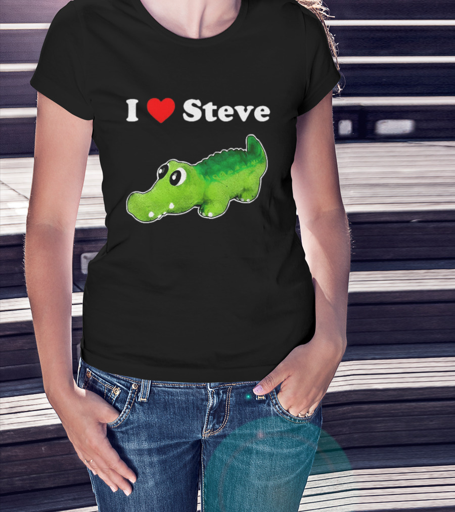 I Love Steve Cute Green Cartoon Gator T-Shirt