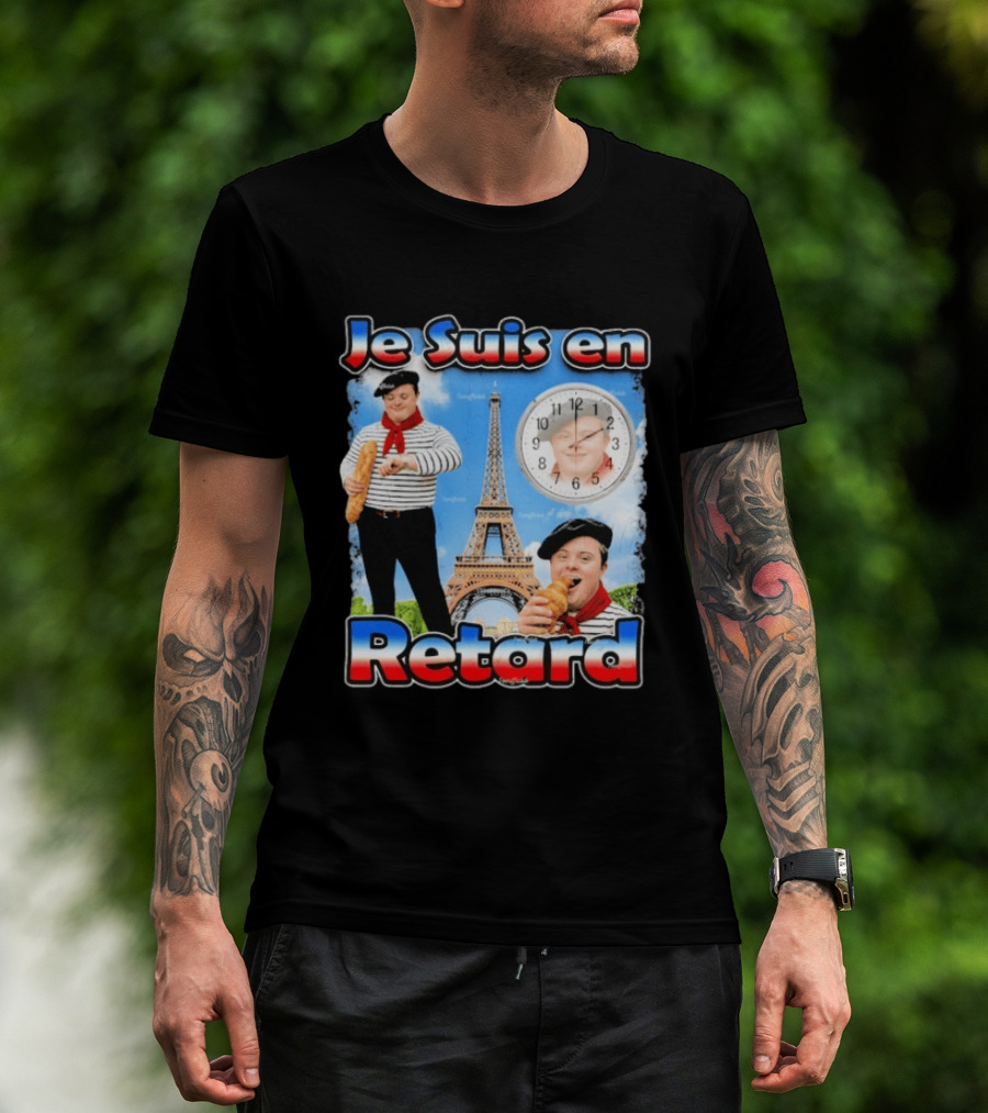 Je Suis En Retard Paris Eiffel Tower Baguette Striped Outfit Motif T-Shirt