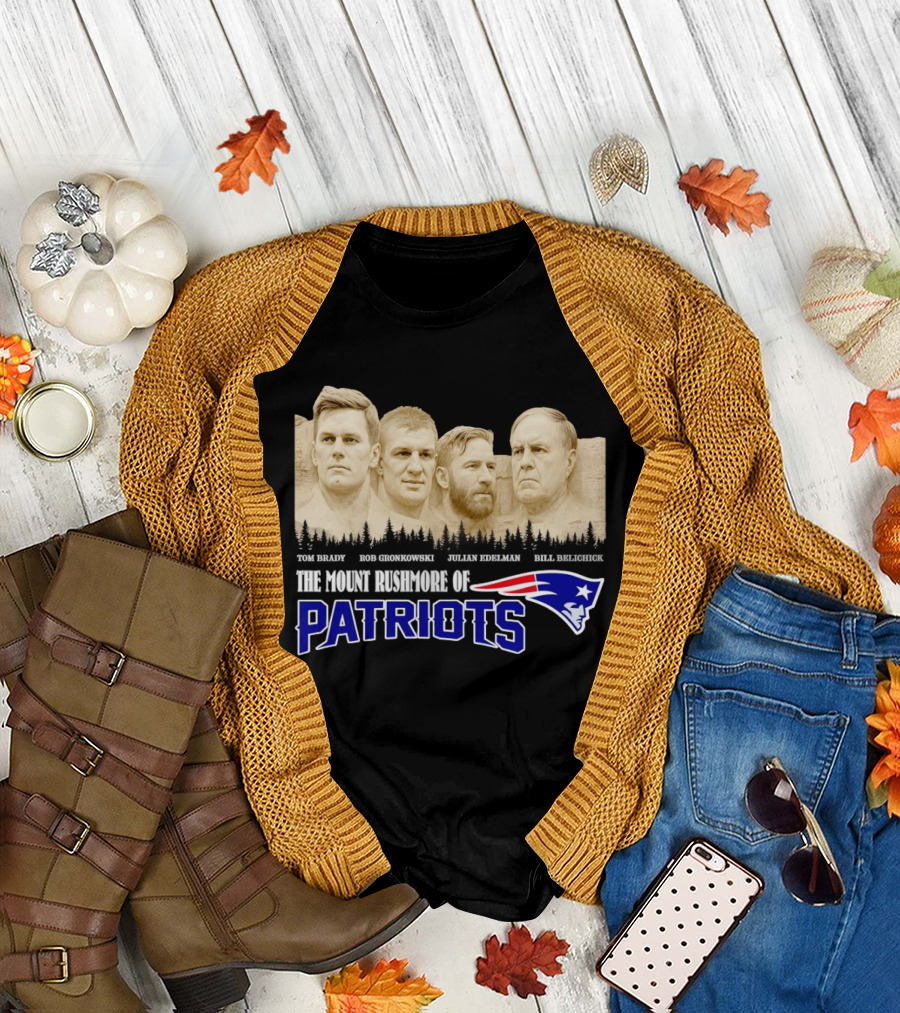New England Patriots Tom Brady Rob Gronkowski Julian Edelman Bill Belichick Mount Rushmore T-Shirt