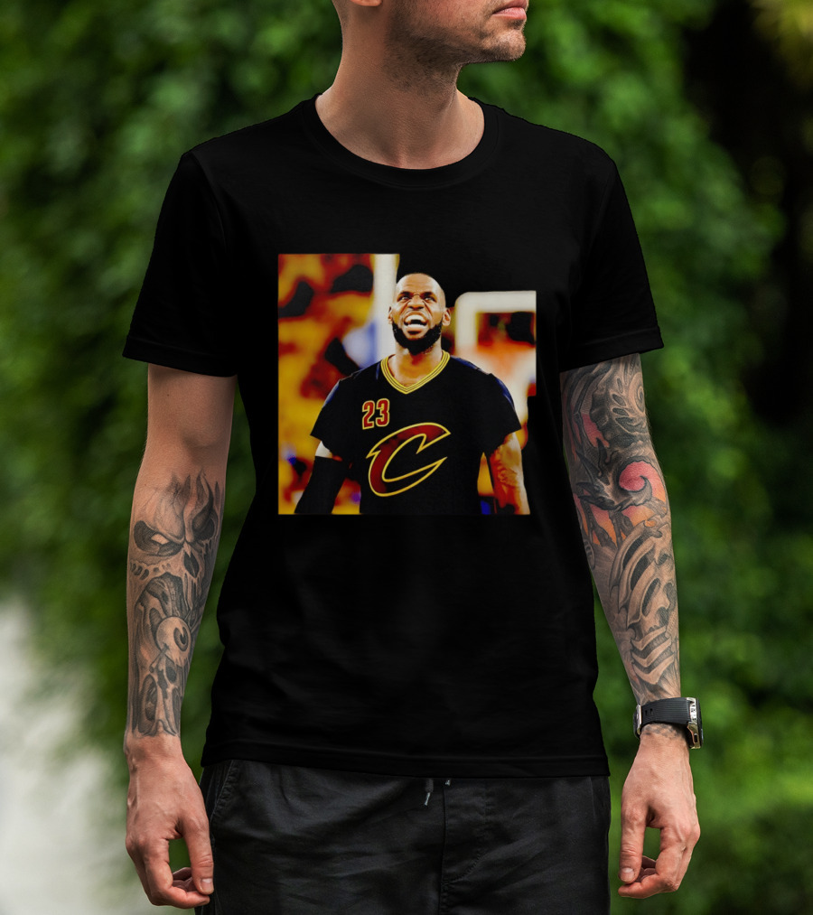 LeBron James Cleveland Cavaliers 23 Iconic Basketball Image T-Shirt