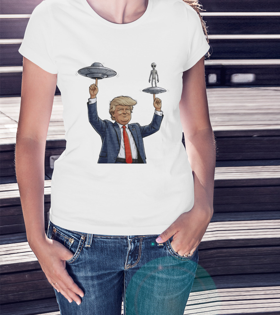 Trump Alien UFO Balancing Act Spinner T-Shirt