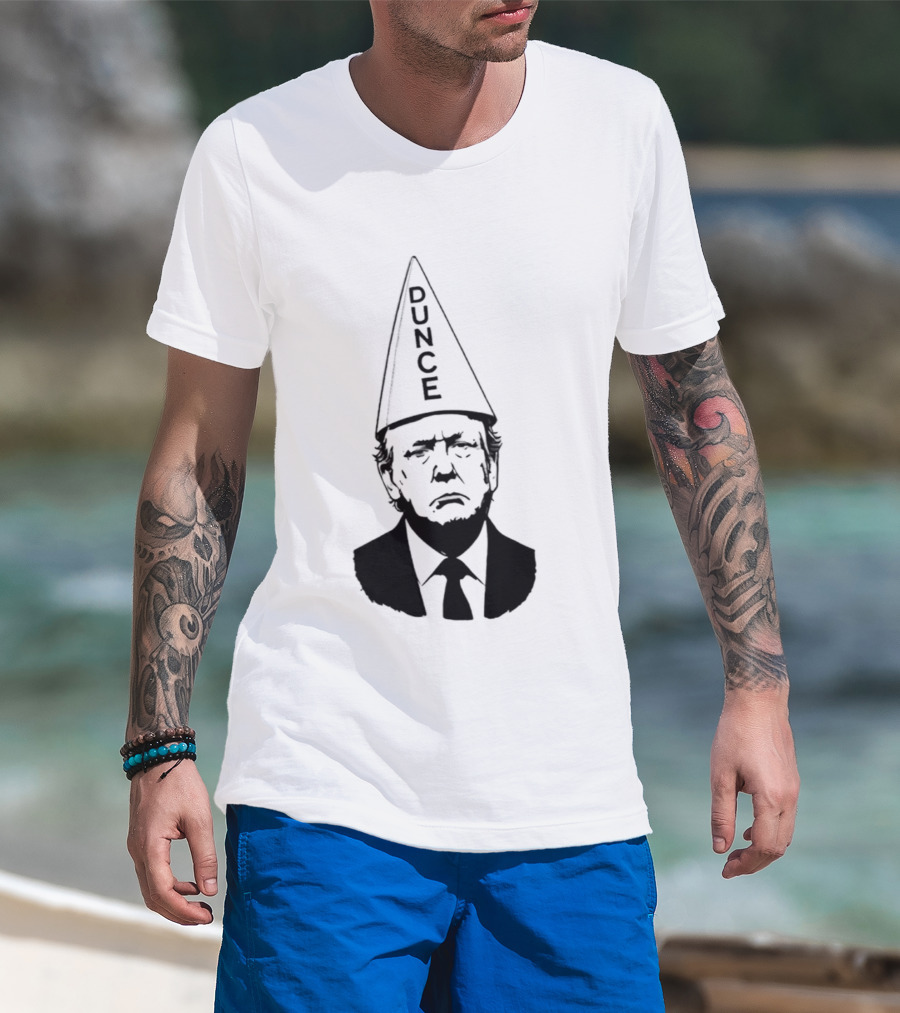Trump Dunce 2026 T-Shirt