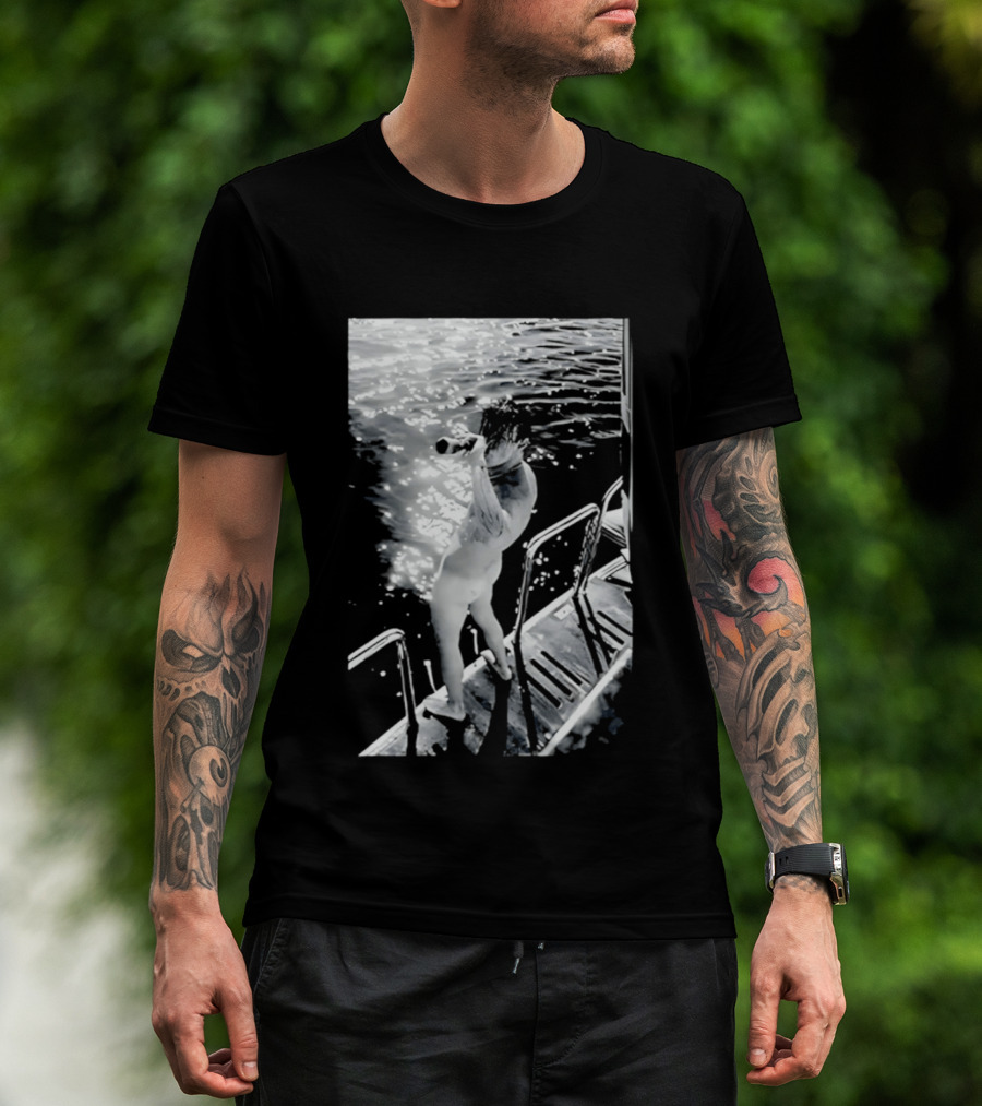 Yungblud Naked And Jumping Into Water Scene T-Shirt