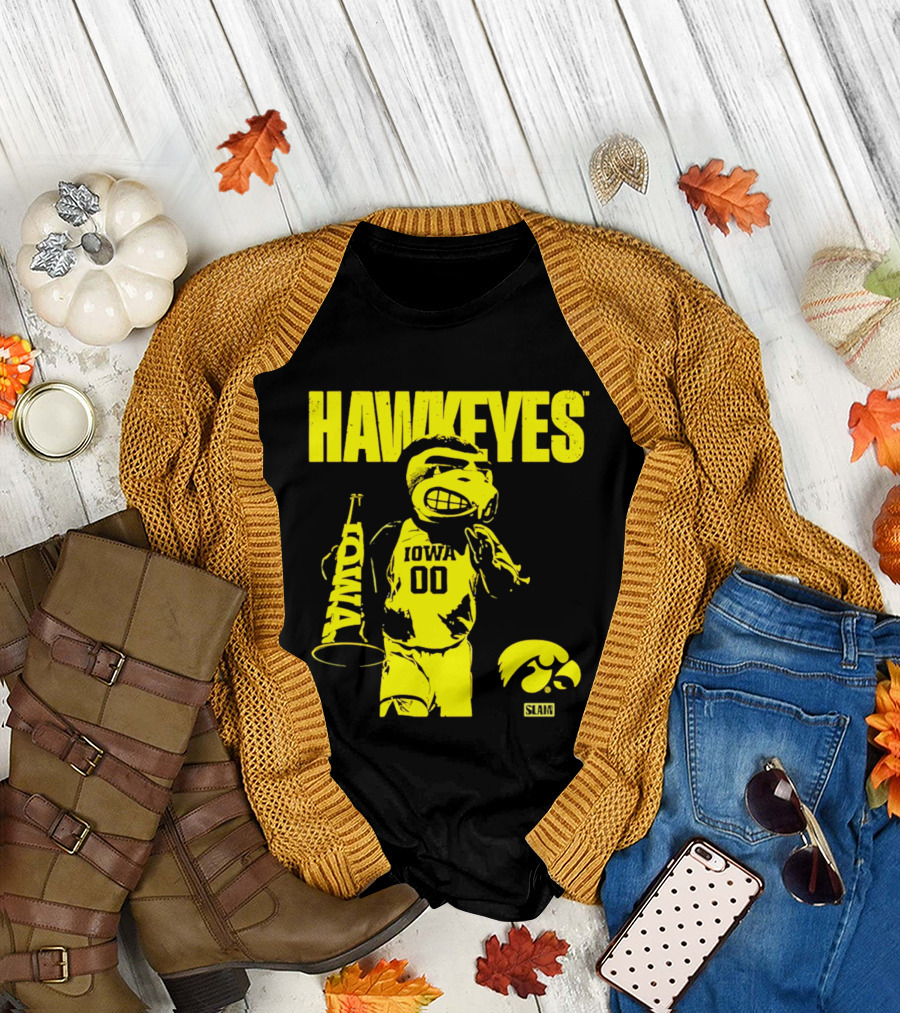 Iowa Hawkeyes Mode Slam Vintage Mascot Basketball 00 T-Shirt