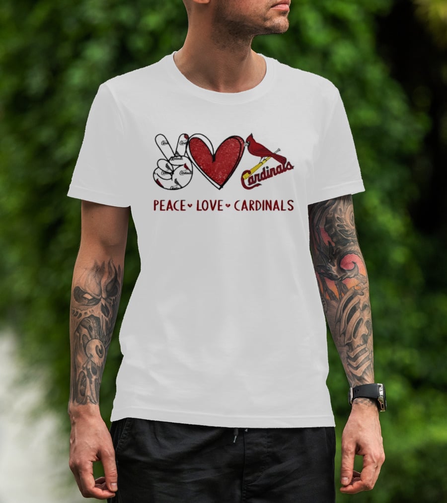 Peace Love Cardinals Hand Sign Heart Shape St Louis Cardinals T-Shirt