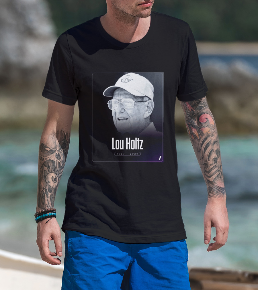 Lou Holtz 1937 2026 Notre Dame Icon Memoriam T-Shirt