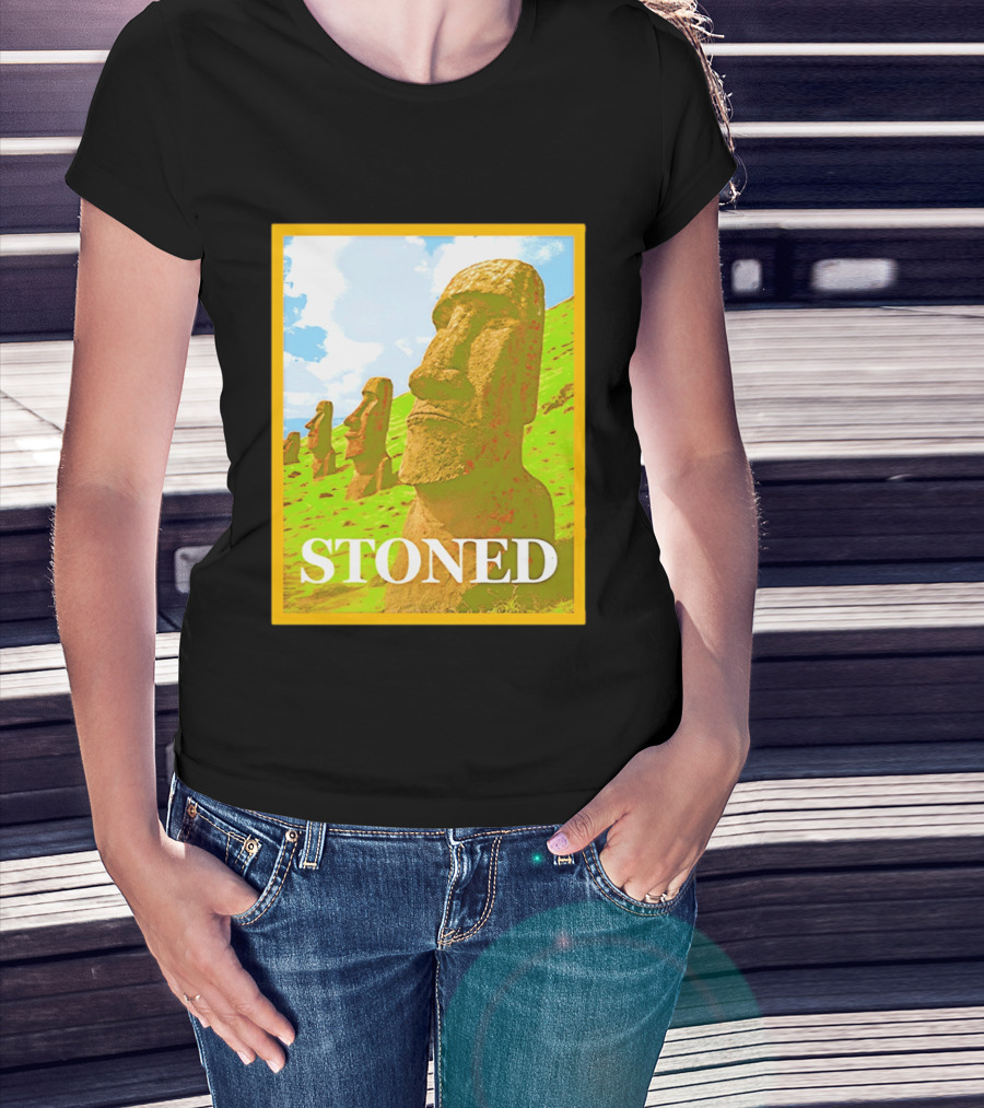 Stoned Moai Statue Easter Island Head Print T-Shirt
