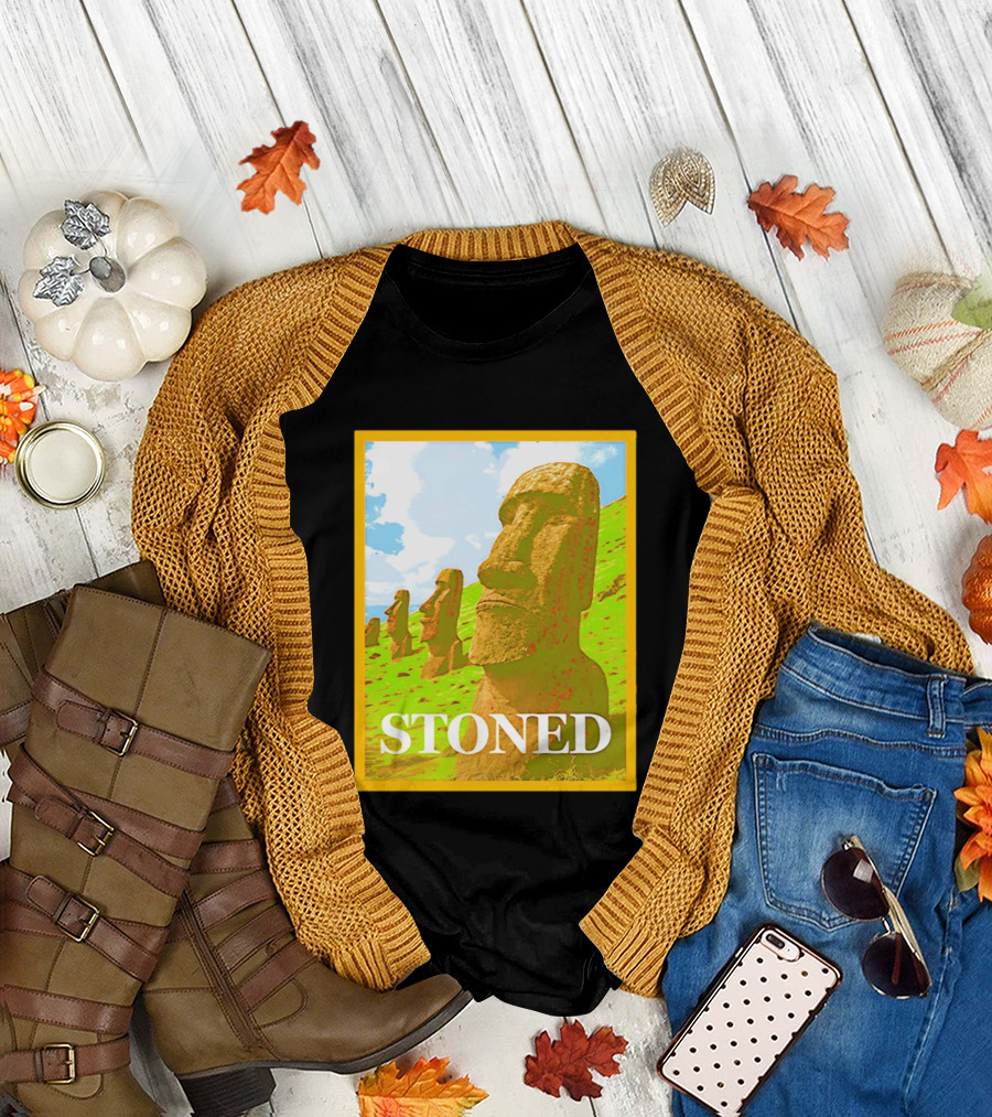 Stoned Moai Statue Easter Island Head Print T-Shirt