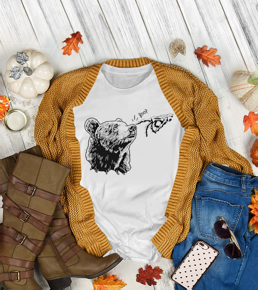 Boop the Bear Meme Black Grizzly Carrot Sketch T-Shirt