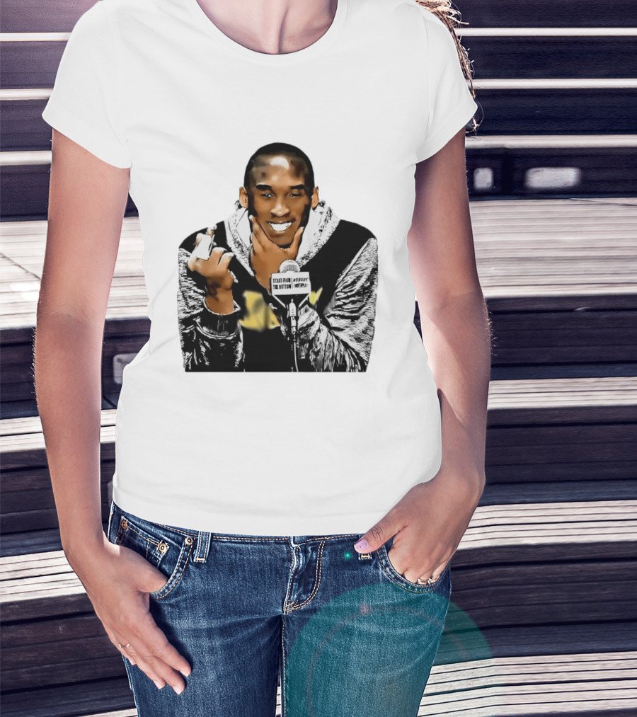 Kobe Bryant Iconic Middle Finger Moment At Press Conference T-Shirt