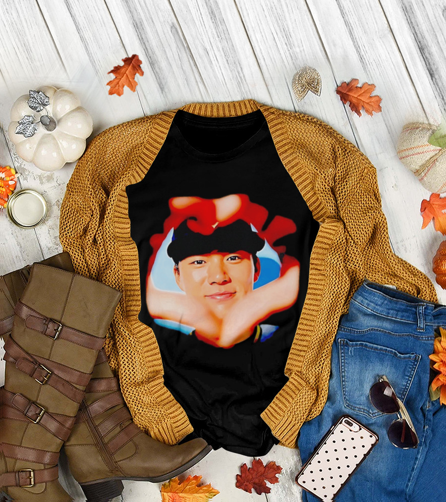 Yoshinobu Yamamoto Los Angeles Dodgers Heart Hand Photo T-Shirt